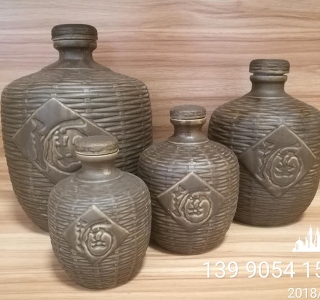 鄂州陶瓷酒瓶